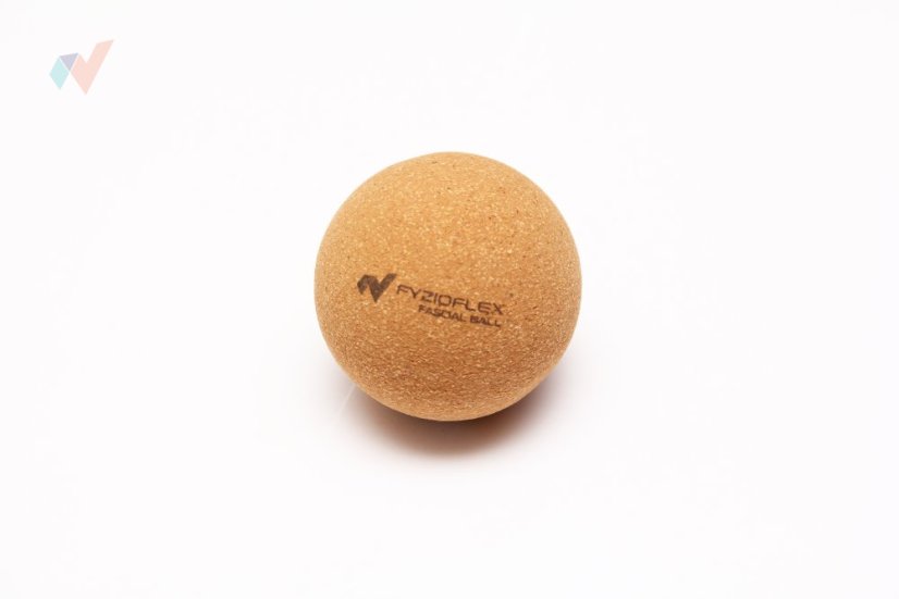 FyzioFlex Fascia Ball - korkový masážní míček vhodný pro jógu