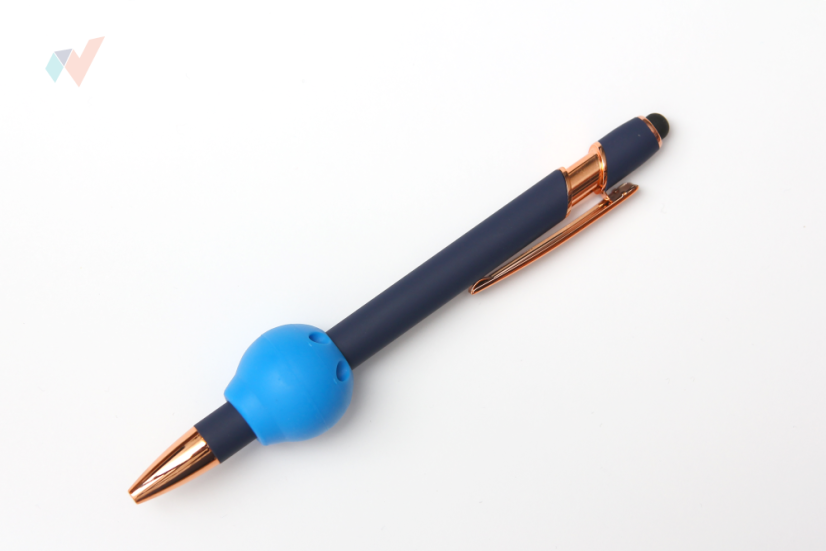 FyzioFlex Grip-it 25 - motorická úchopová pomôcka na ceruzku pre deti - Farba: Modrá